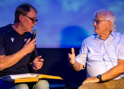 Fussball Idol Peter Ducke Jetzt Am Sternenhimmel JN021